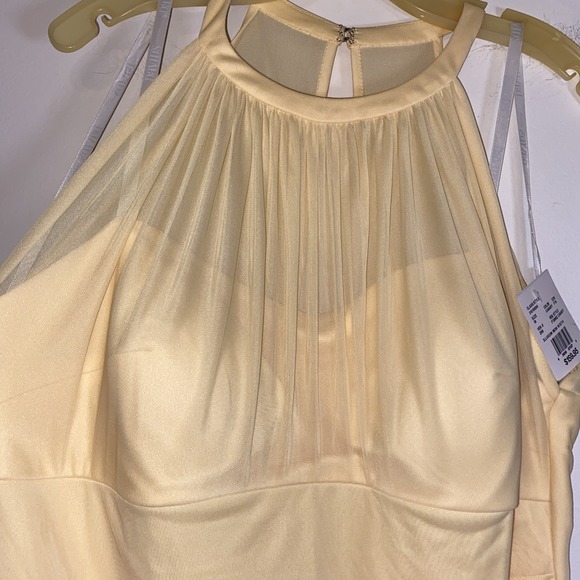 David's Bridal Canary Yellow Illusion Mesh Formal Gown Size 18 NWT Bridesmaid - Picture 2 of 10